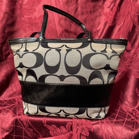 Vintage Coach shoulder bag ,Black & Grey - Picture 1 of 7